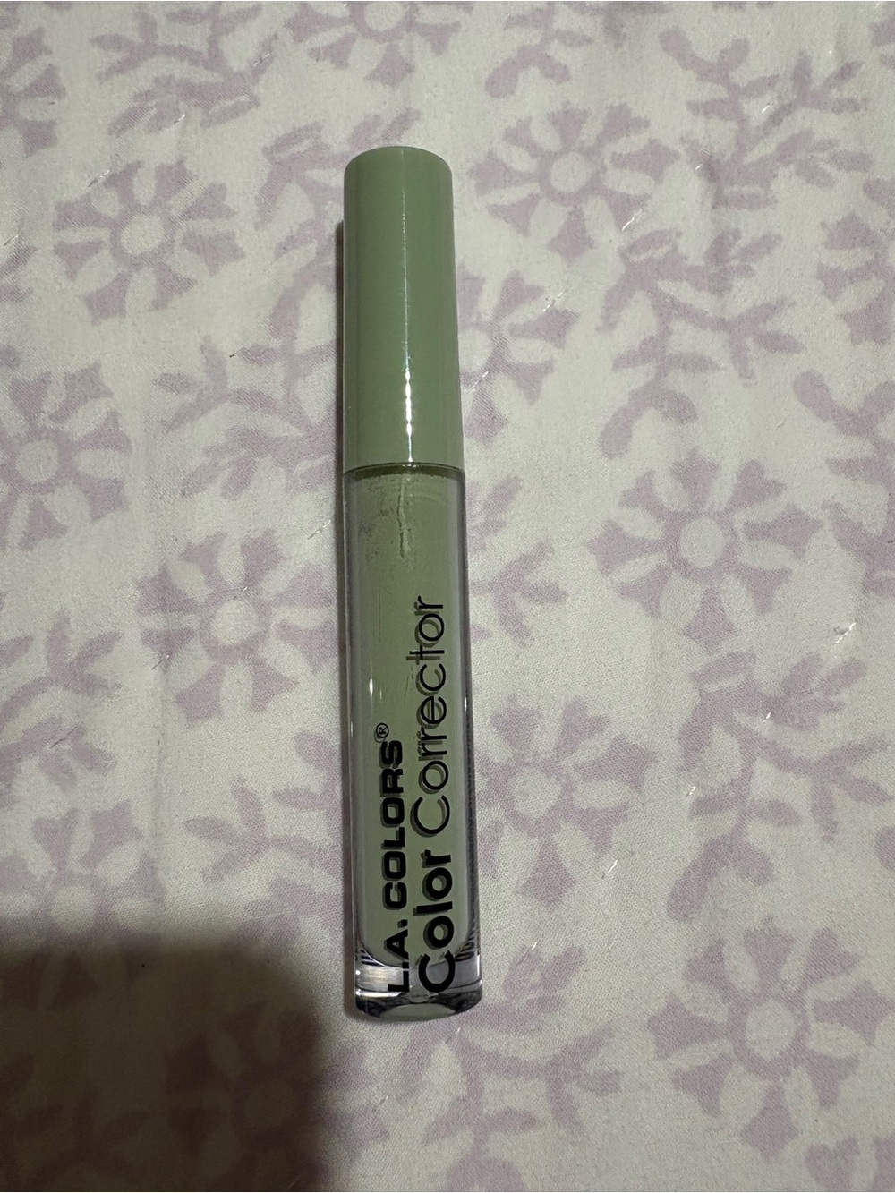L.A. Colors Green Color Corrector Concealer Wand